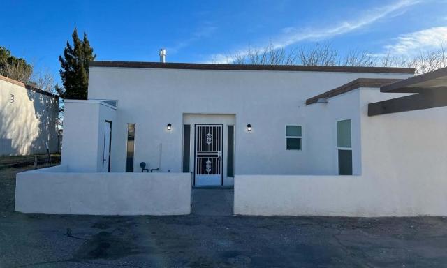 How to Avoid Common Mistakes When Buying Foreclosed Homes in New Mexico